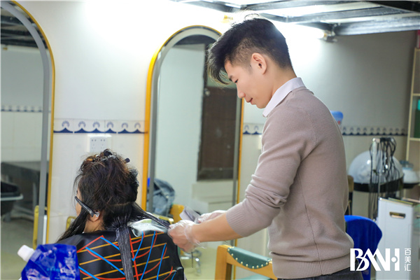 20210418_3050.jpg 3A8A8426.jpg